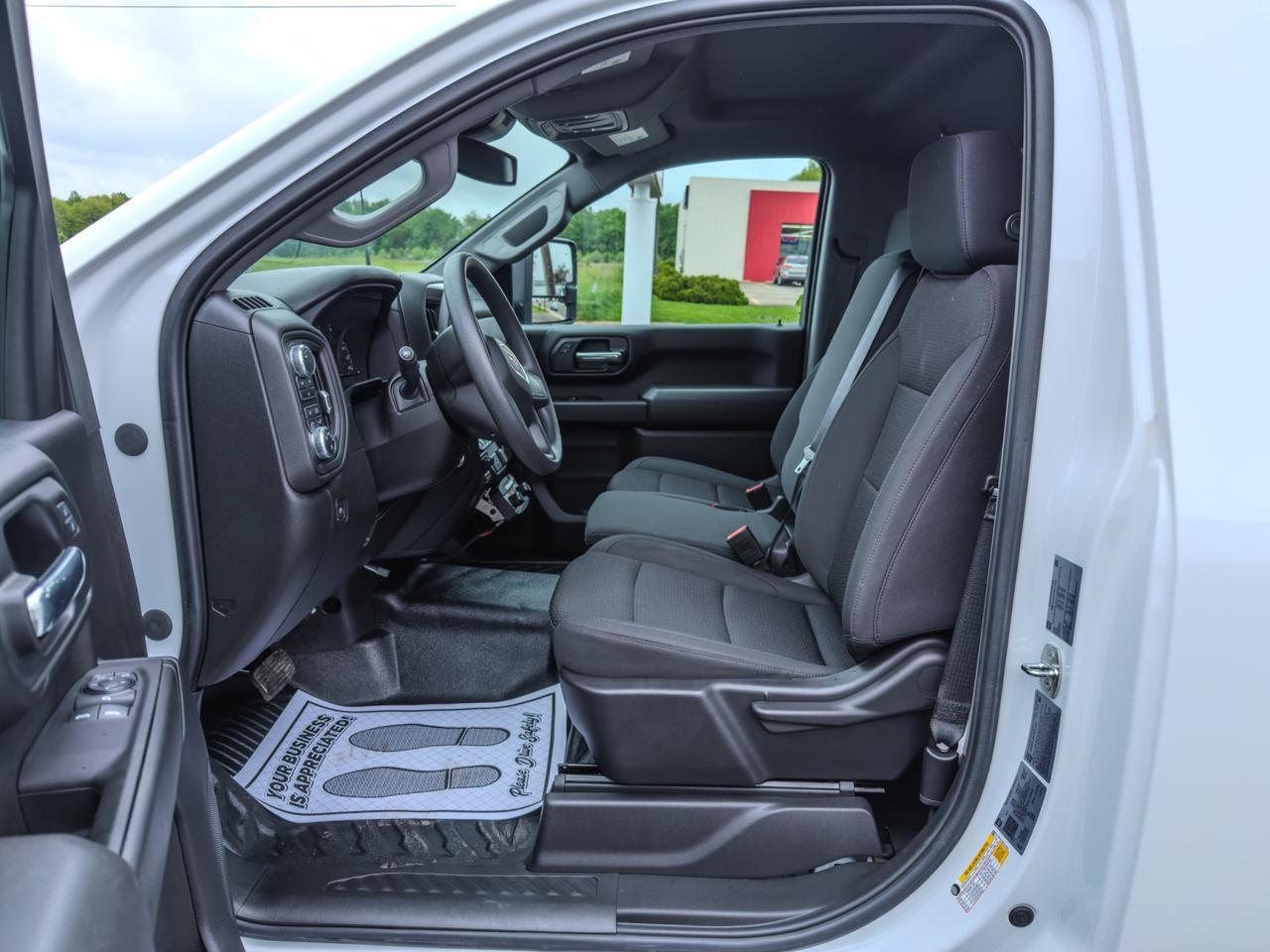 2024 GMC Sierra 3500HD Pro 4WD Tallmadge OH