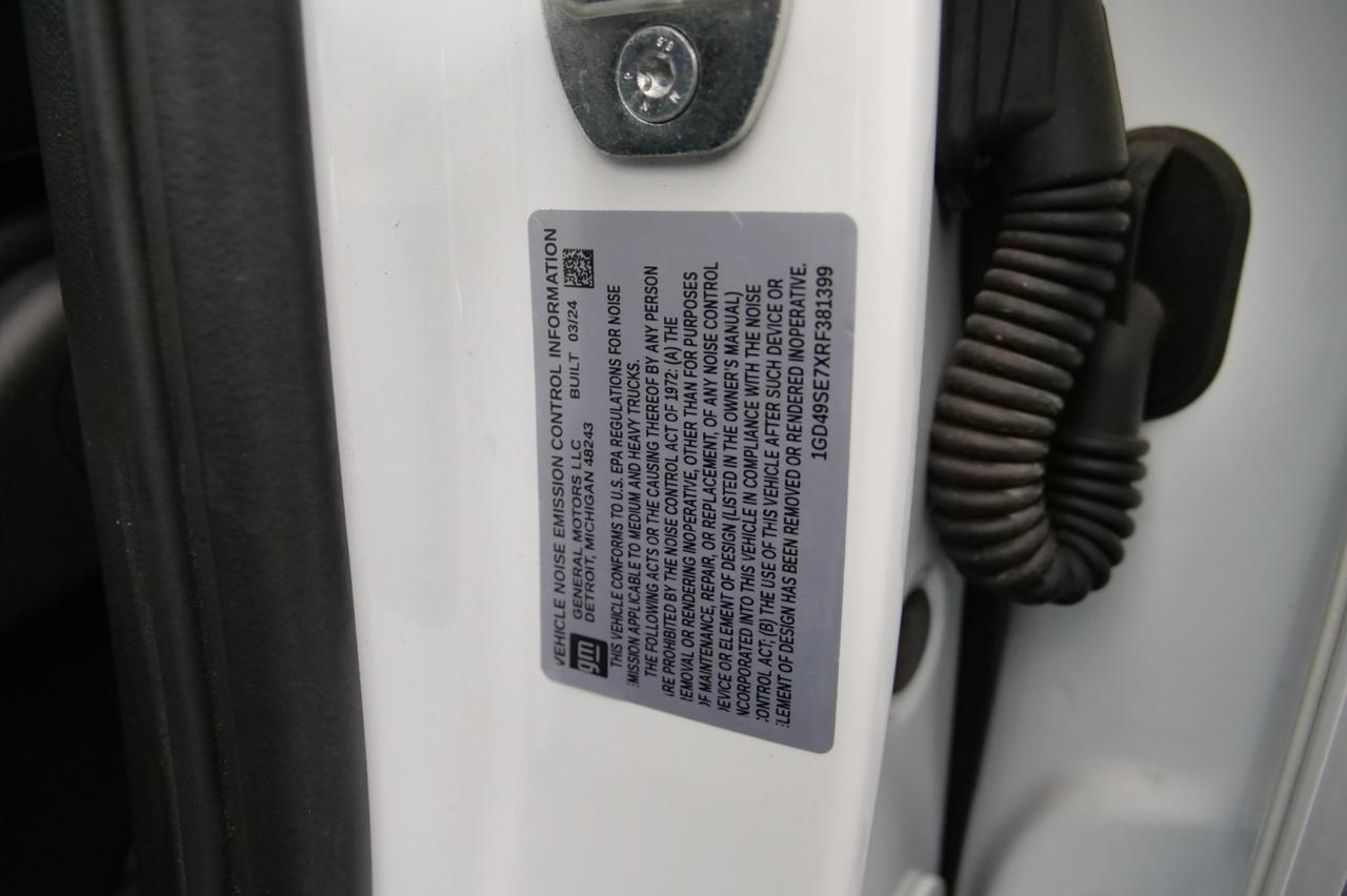 2024 GMC Sierra 3500HD Pro 4X4 / DRW / Dejana DynaPro Dump Bed / 6.6L V8! Lincolnton NC