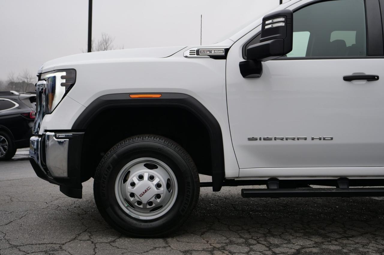 2024 GMC Sierra 3500HD Pro 4X4 / DRW / Dejana DynaPro Dump Bed / 6.6L V8! Lincolnton NC