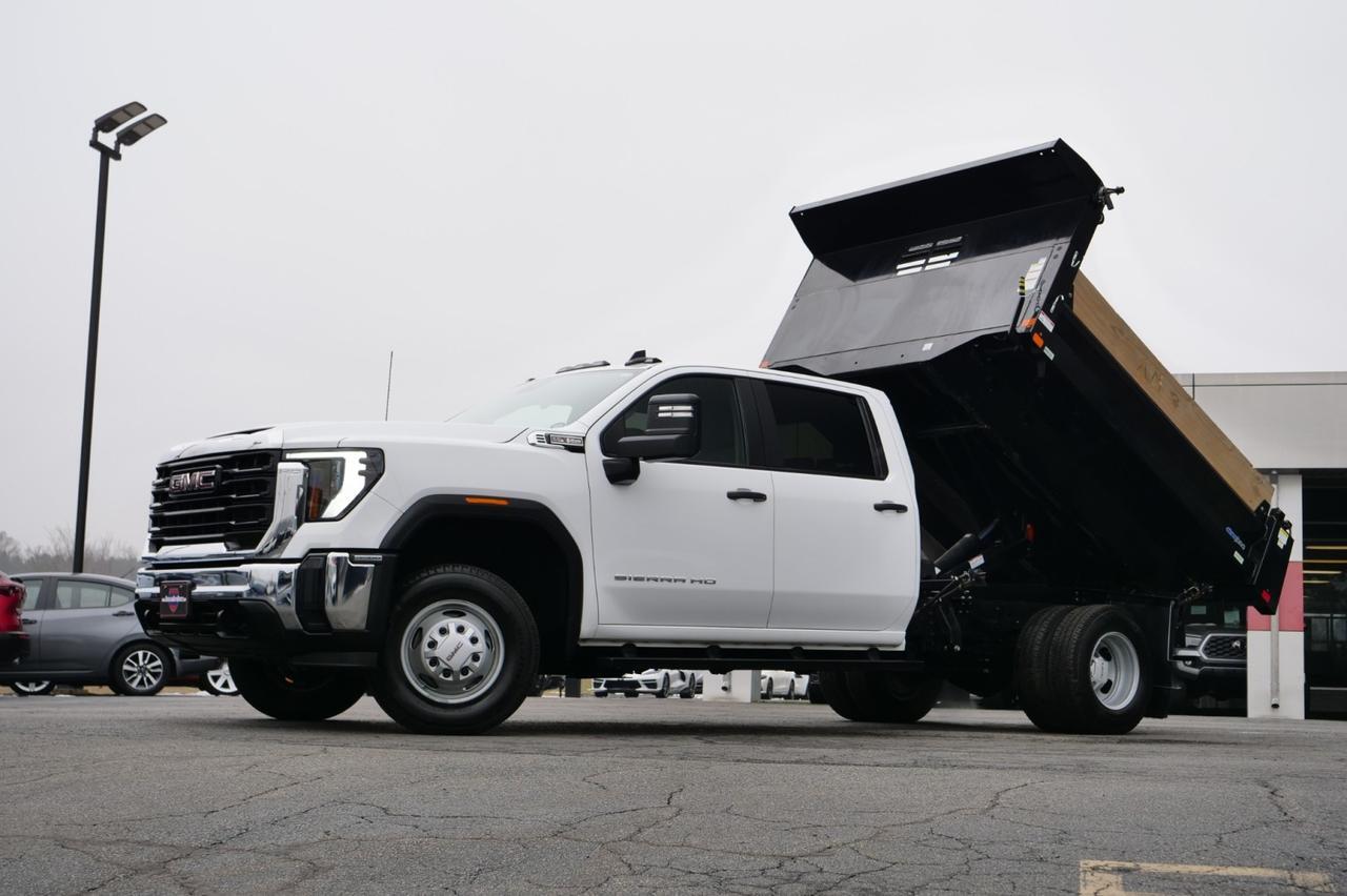 2024 GMC Sierra 3500HD Pro 4X4 / DRW / Dejana DynaPro Dump Bed / 6.6L V8! Lincolnton NC