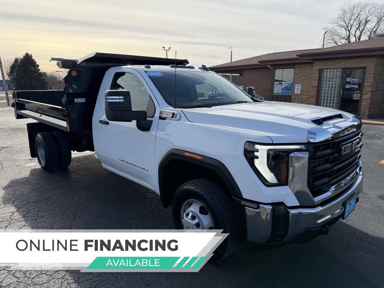 2024 GMC Sierra 3500HD Pro 4x4 2dr Regular Cab LB DRW
