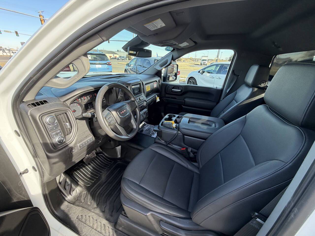 2024 GMC Sierra 3500 Chassis Cab Pro - Photo 19