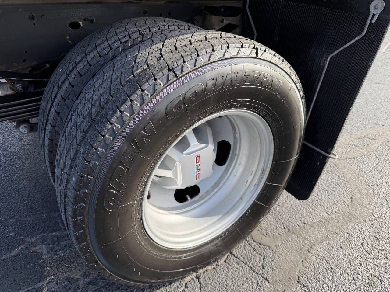 2024 GMC Sierra 3500 Chassis Cab Pro - Photo 32