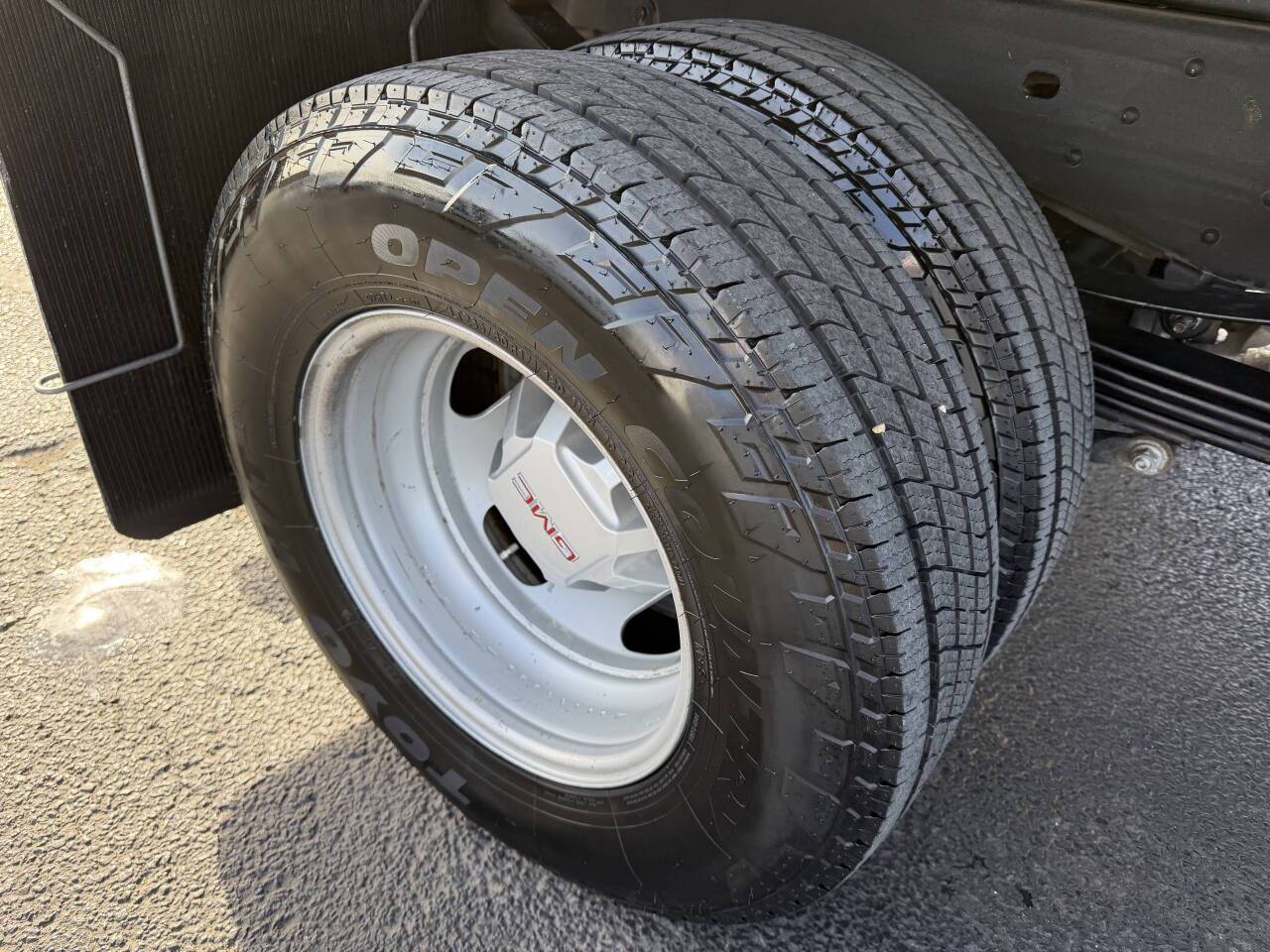 2024 GMC Sierra 3500HD Pro 4x4 2dr Regular Cab LB DRW Eldridge IA