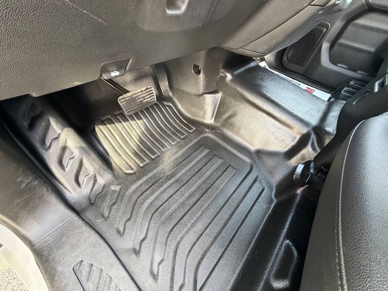 2024 GMC Sierra 3500HD Pro 4x4 2dr Regular Cab LB DRW Eldridge IA