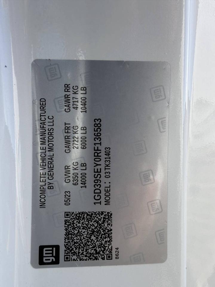 2024 GMC Sierra 3500HD Pro 4x4 2dr Regular Cab LB DRW Eldridge IA