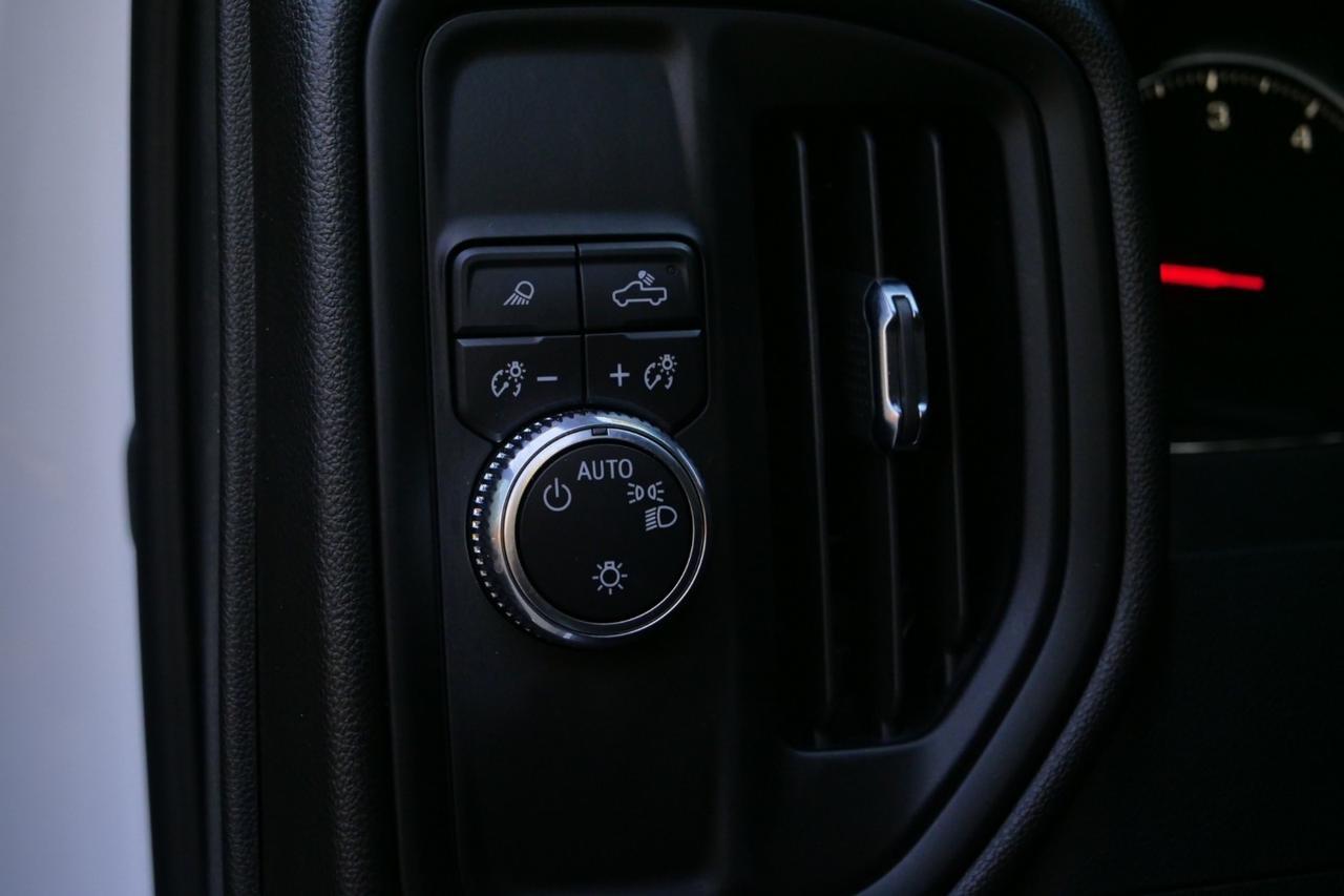 2024 GMC Sierra 3500HD Pro / Convenience Package / Duramax Diesel Lincolnton NC