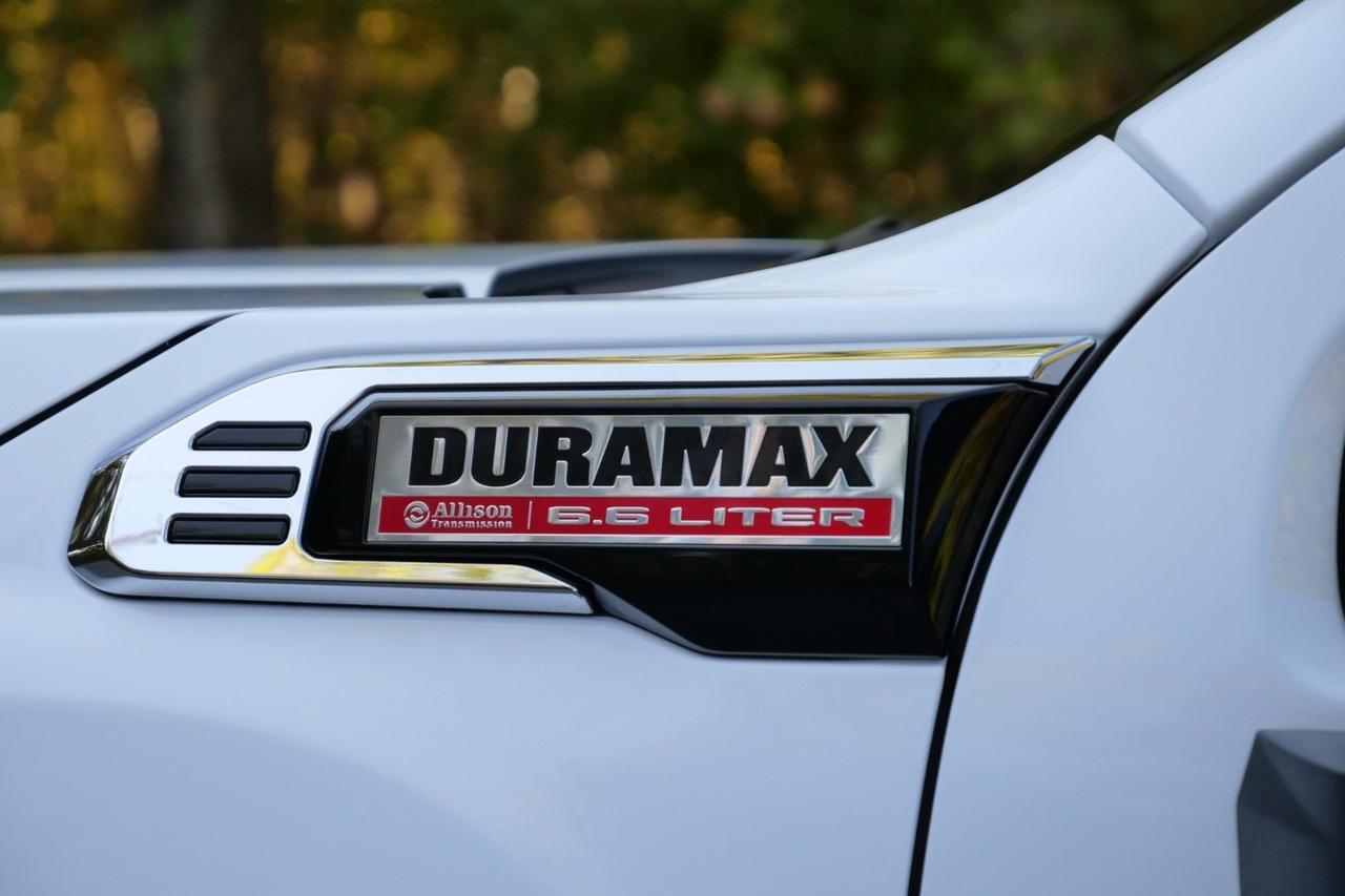 2024 GMC Sierra 3500HD Pro / Convenience Package / Duramax Diesel Lincolnton NC