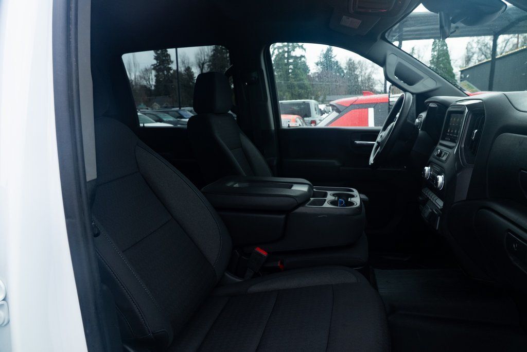 2024 GMC Sierra 3500HD Pro Milwaukie OR