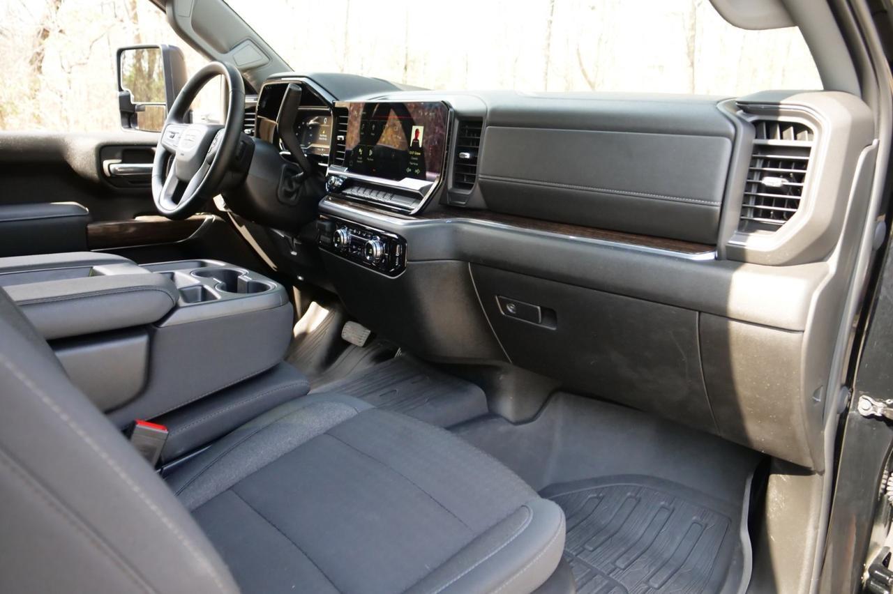 2024 GMC Sierra 3500HD SLE 4X4 / DRW / 6.6L Diesel / Allison / 5th Wheel! Lincolnton NC