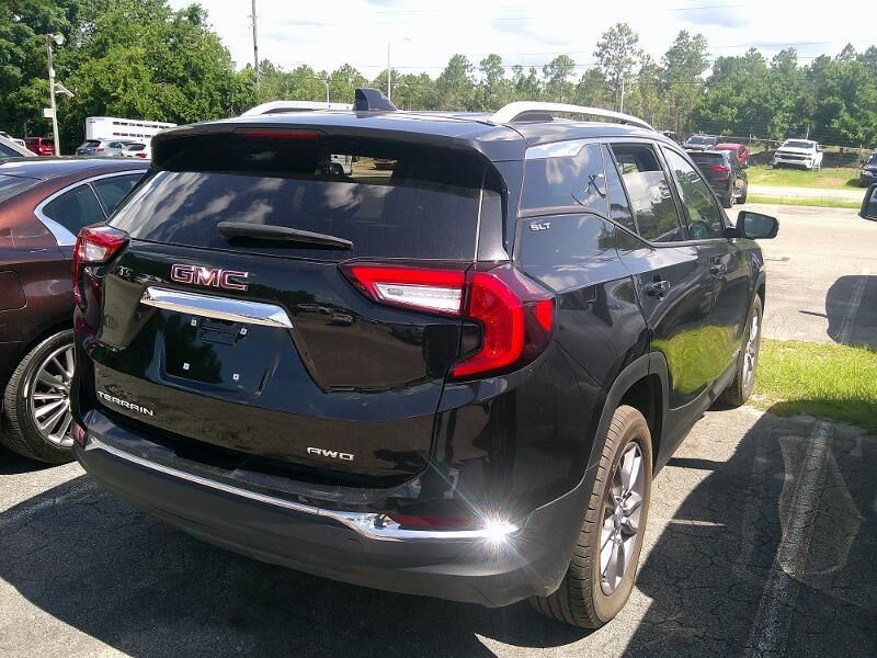 2024 GMC TERRAIN SLT Columbus OH