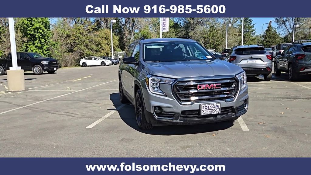 2024 GMC Terrain AT4