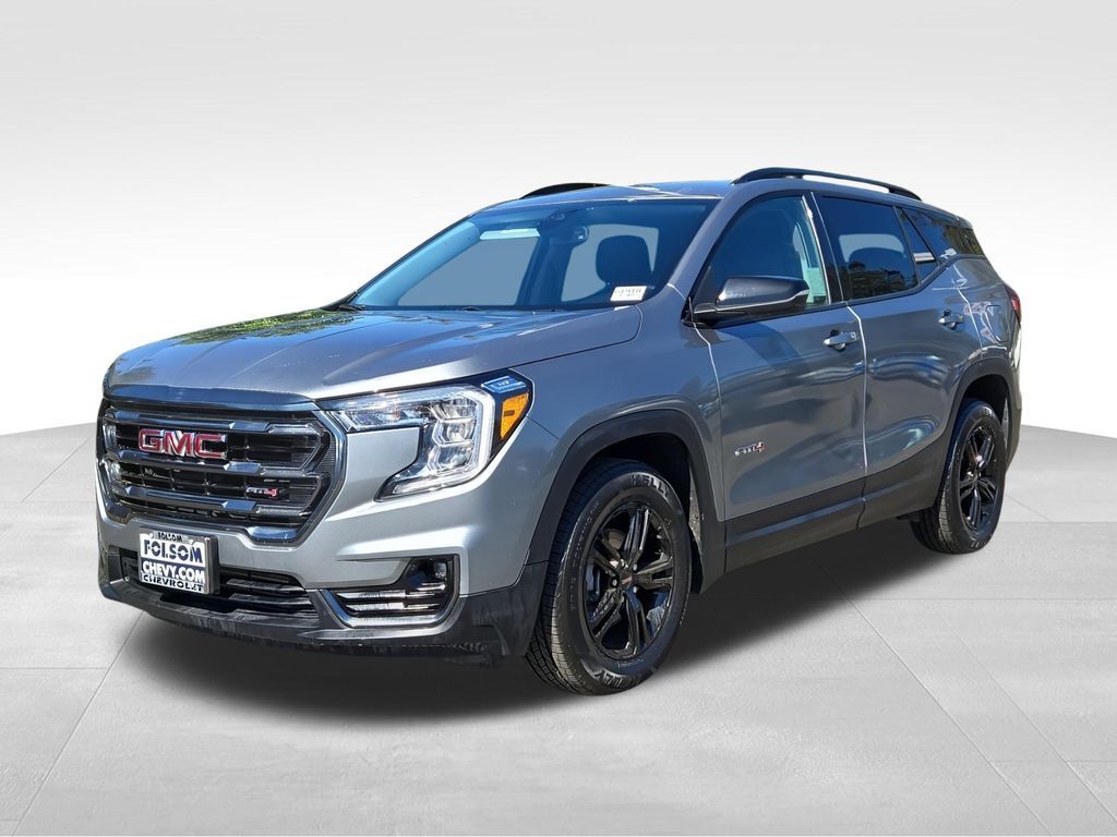 2024 GMC Terrain AT4