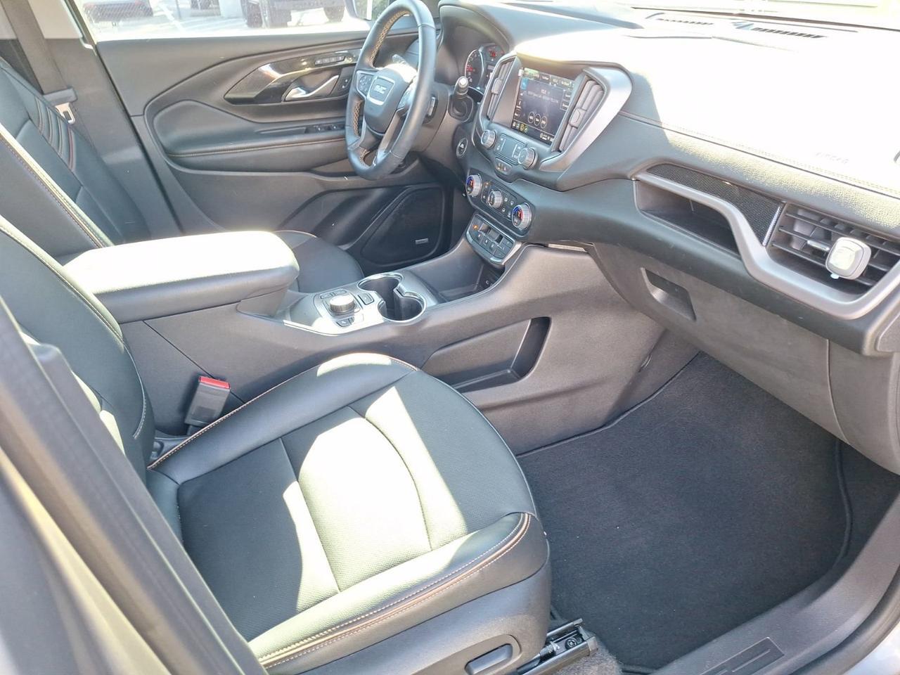 2024 GMC Terrain AT4 Hurst TX