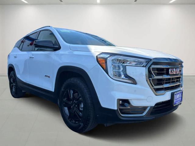 2024 GMC Terrain AT4 Fitchburg MA