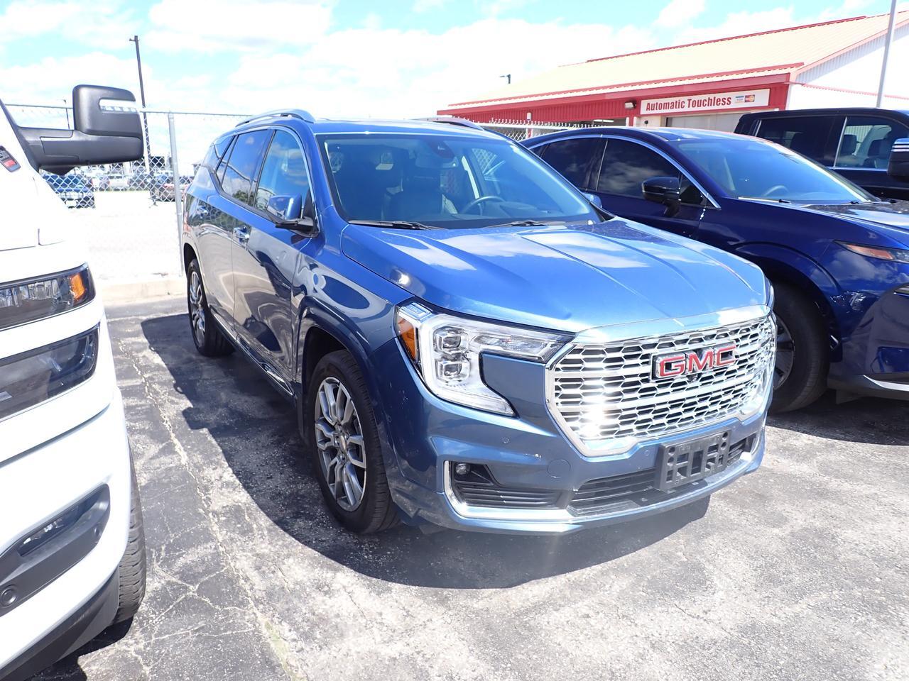 2024 GMC Terrain Denali AWD 4 DR
