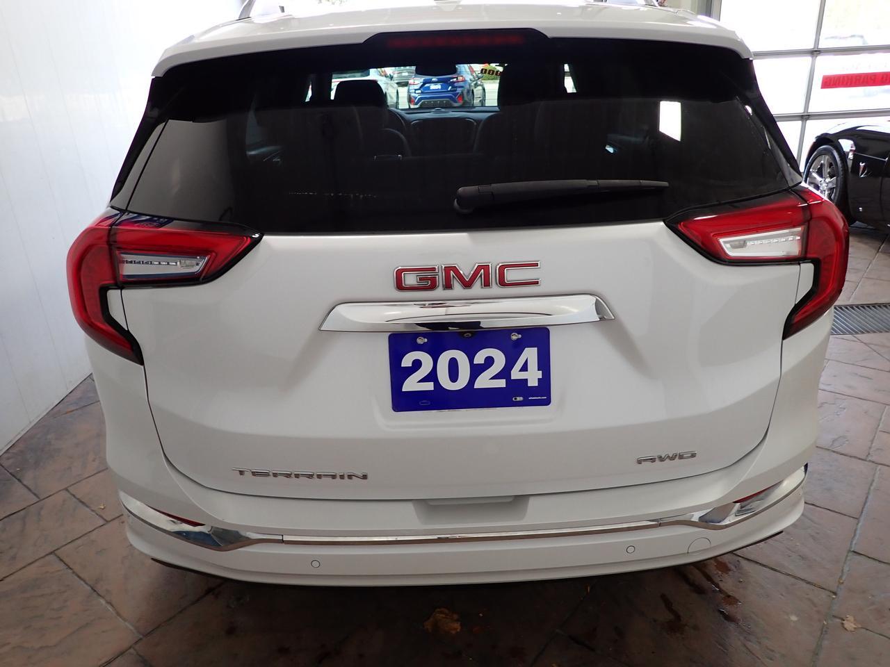 2024 GMC Terrain Denali AWD 4DR LEATHER NAVI SUNROOF Listowel ON