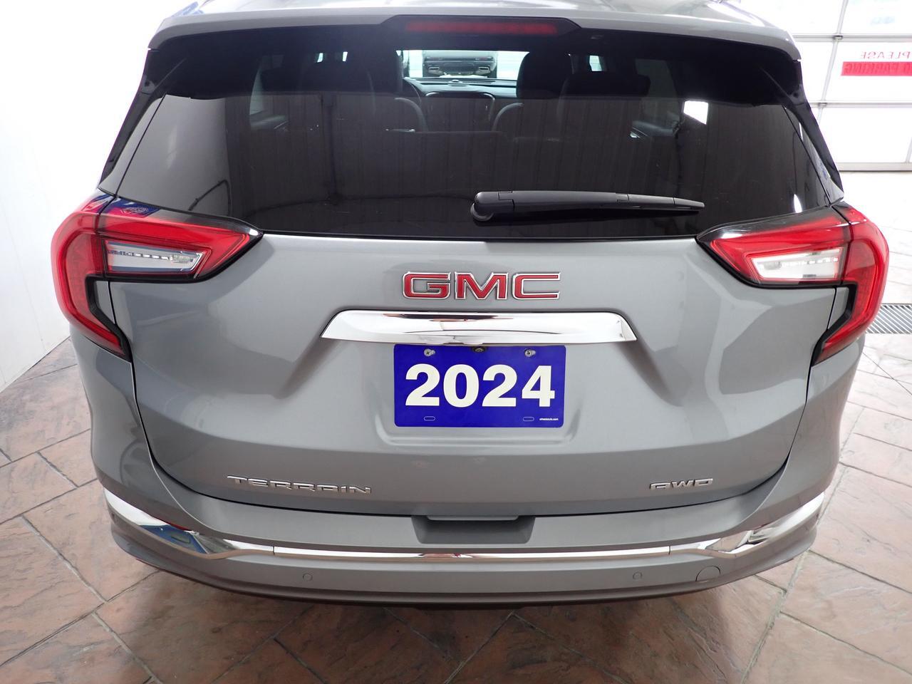 2024 GMC Terrain Denali AWD 4DR LEATHER NAVI SUNROOF Listowel ON