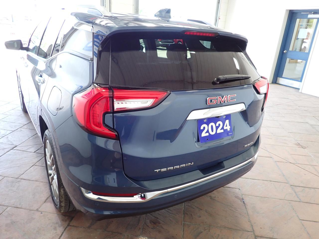 2024 GMC Terrain Denali AWD 4DR LEATHER NAVI SUNROOF Listowel ON