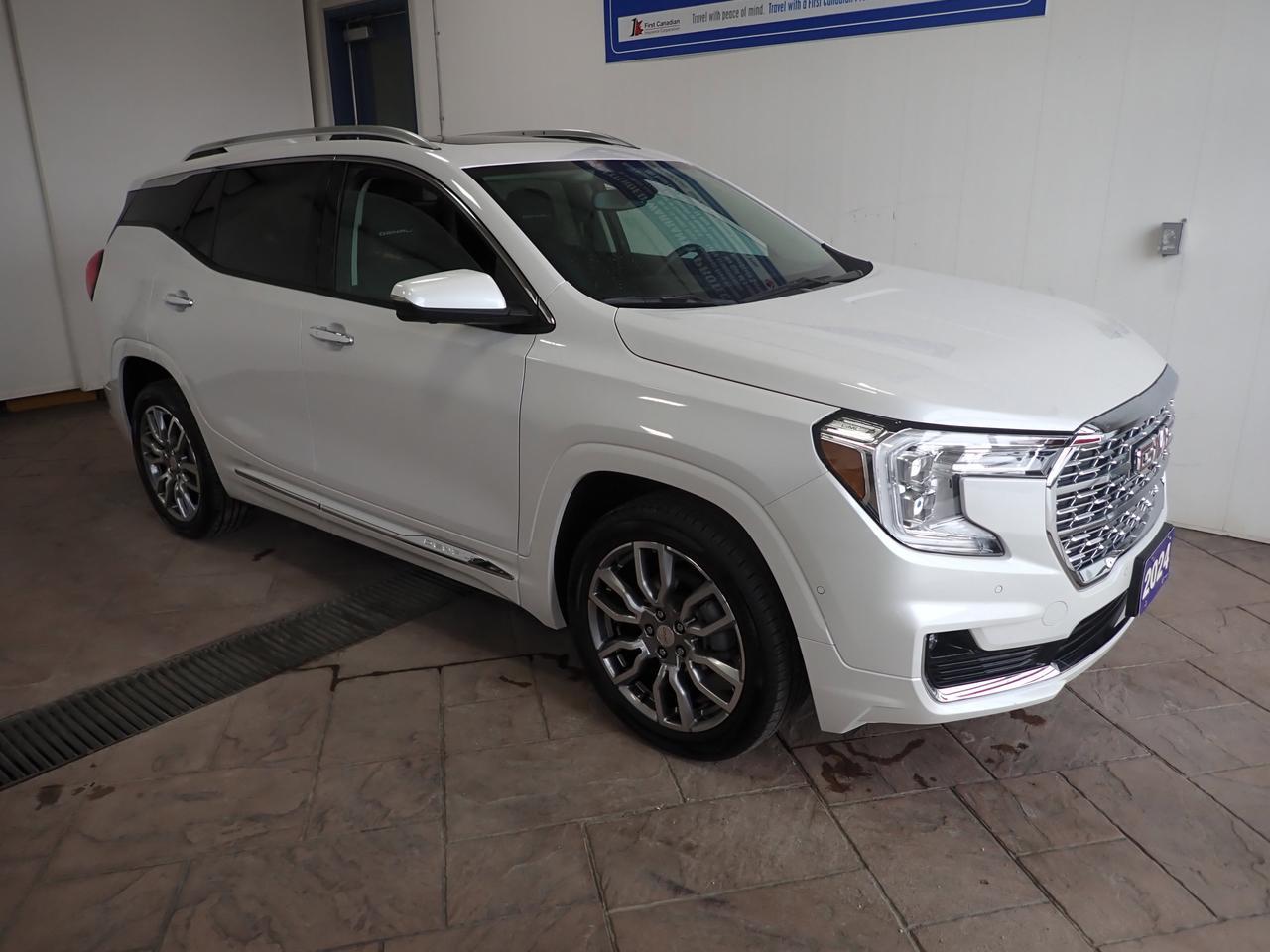 2024 GMC Terrain Denali AWD 4DR LEATHER NAVI SUNROOF