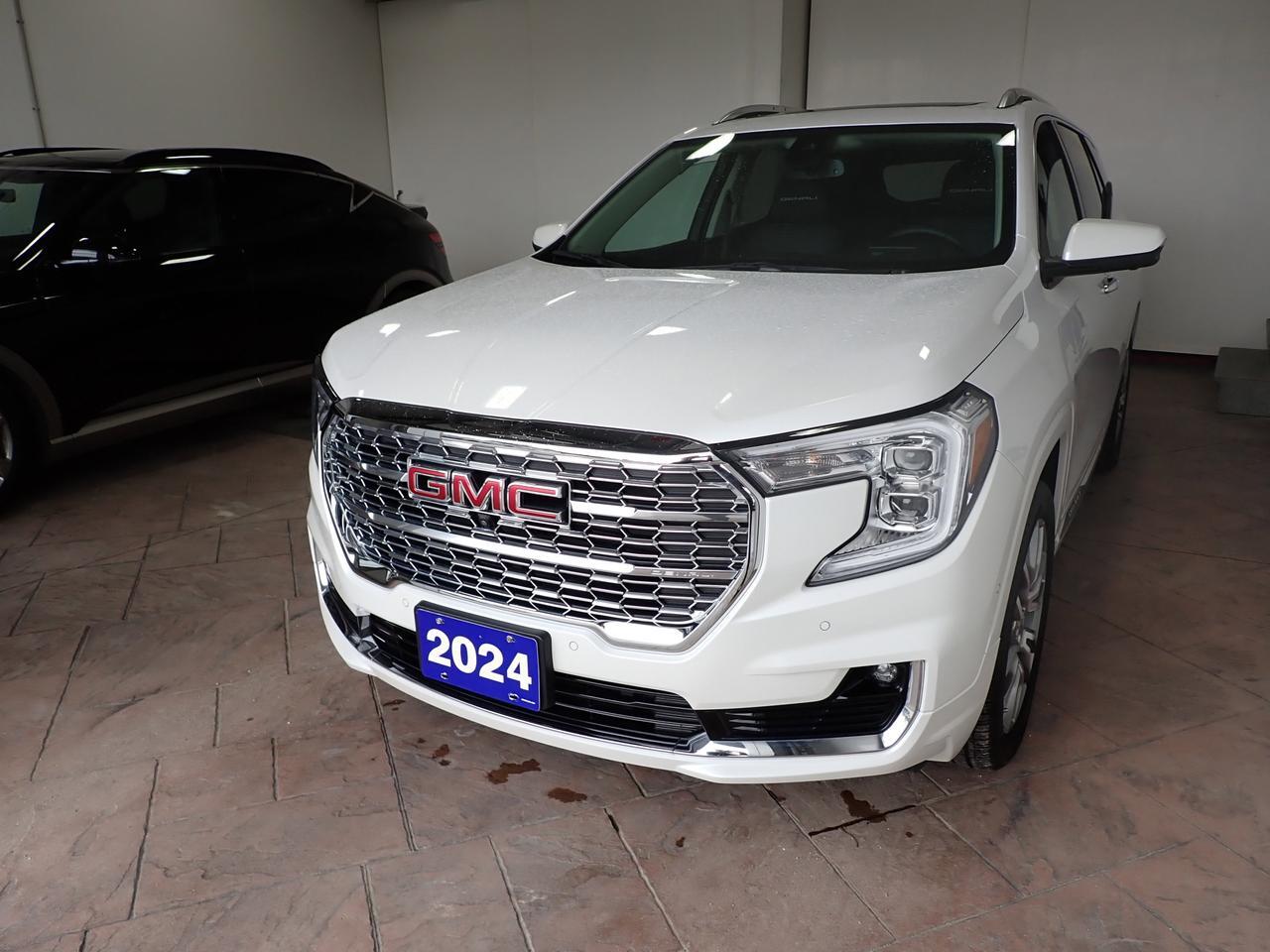 2024 GMC Terrain Denali AWD 4DR LEATHER NAVI SUNROOF Listowel ON