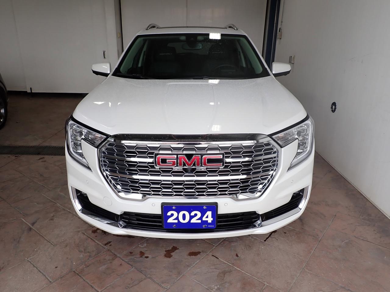 2024 GMC Terrain Denali AWD 4DR LEATHER NAVI SUNROOF Listowel ON