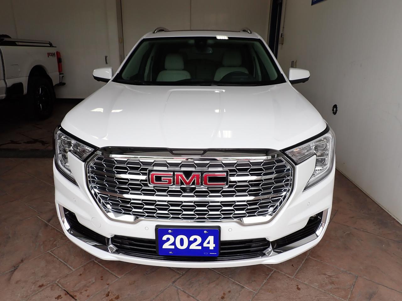 2024 GMC Terrain Denali AWD 4DR LEATHER SUNROOF Listowel ON