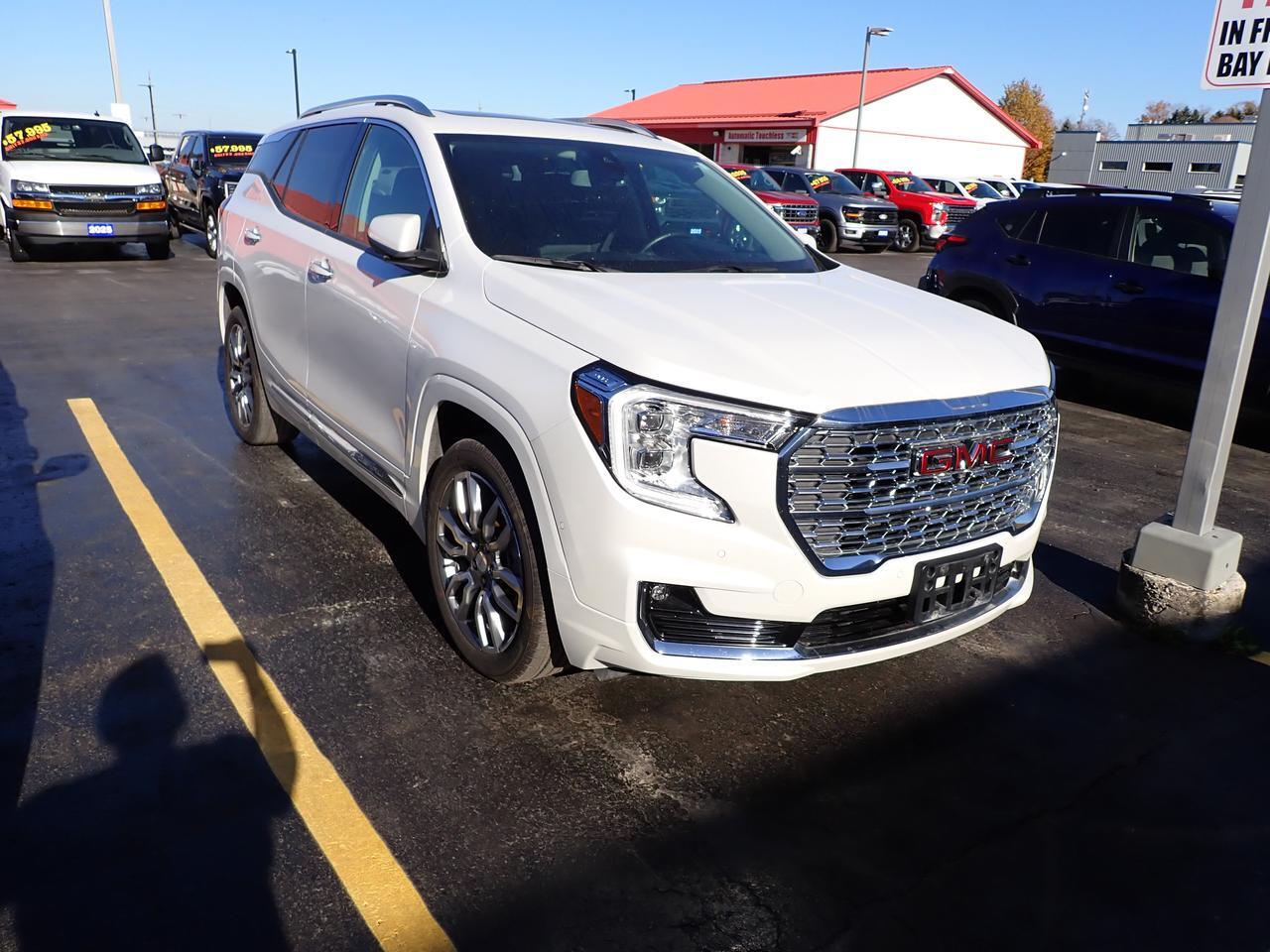 2024 GMC Terrain Denali AWD 4DR