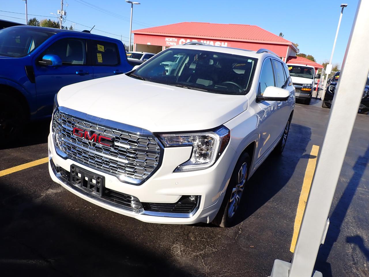 2024 GMC Terrain Denali AWD 4DR Listowel ON