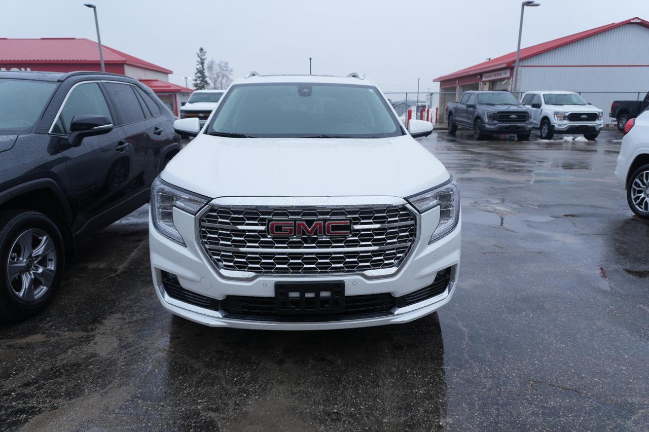 2024 GMC Terrain Denali AWD 4DR Listowel ON