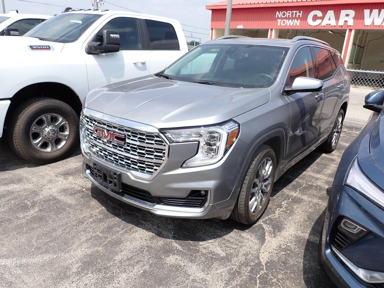 2024 GMC Terrain Denali AWD 4DR Listowel ON