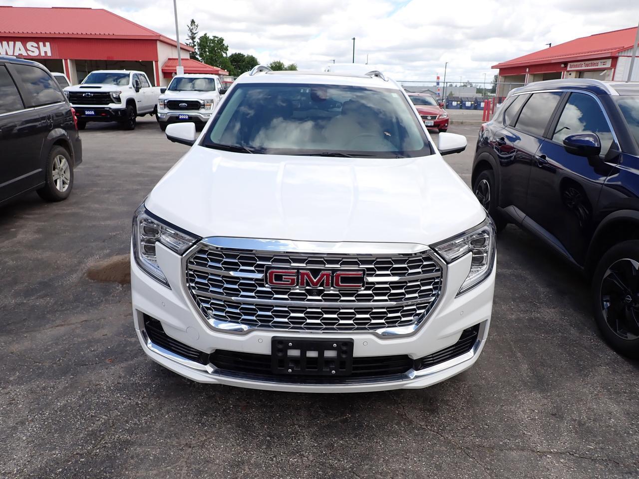 2024 GMC Terrain Denali AWD 4DR Listowel ON