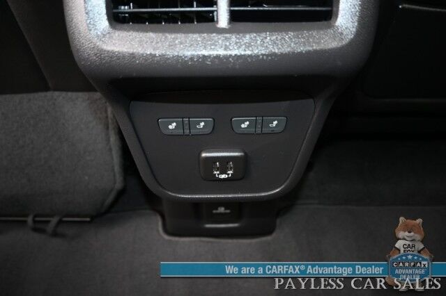 2024 GMC Terrain Denali / AWD / Tech & Premium Pkg / Auto Start / Heated & Cooled Leather Seats / Heated Steering / NAV / Bose / Adaptive Cruise / Lane Depart & Blind Spot / Alert / Apple CarPlay & Android Auto / 1-Owner Anchorage AK