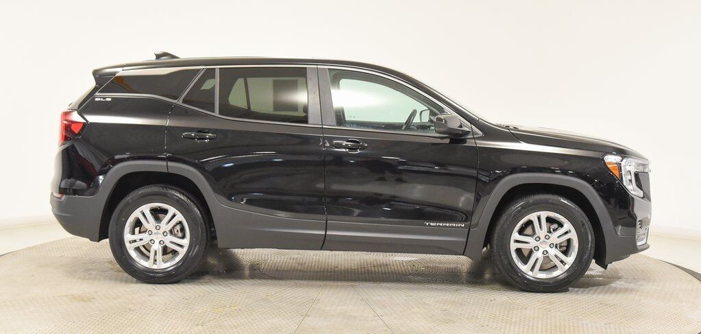 2024 GMC Terrain SLE Akron