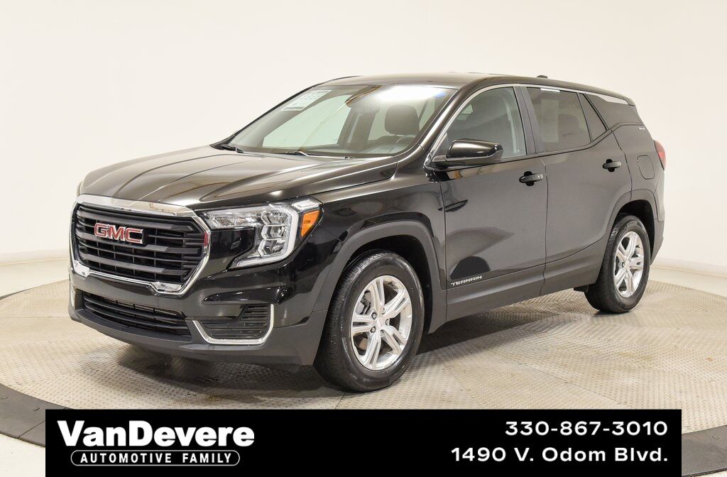 2024 GMC Terrain SLE Akron