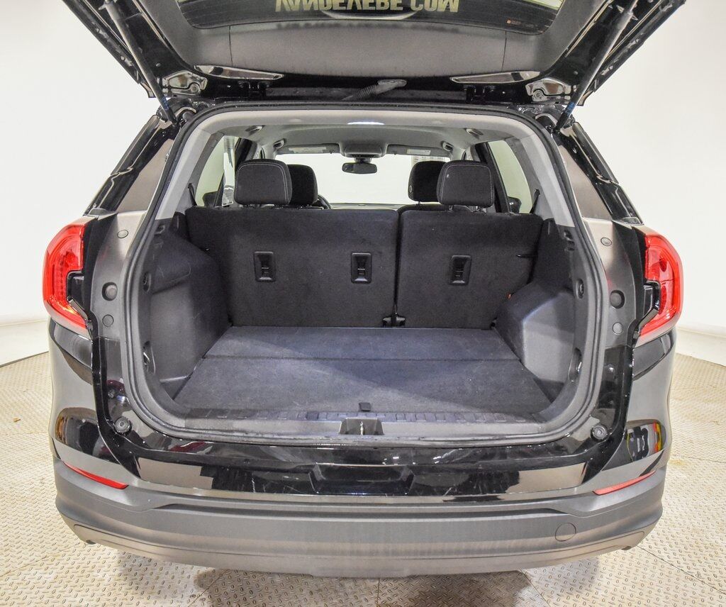 2024 GMC Terrain SLE Akron