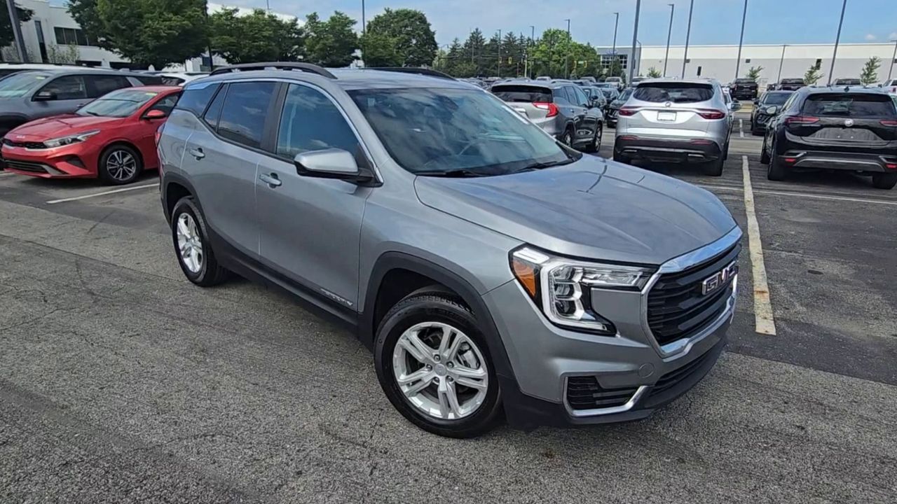 2024 GMC Terrain SLE
