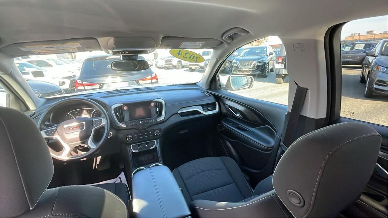 2024 GMC Terrain SLE Dartmouth MA