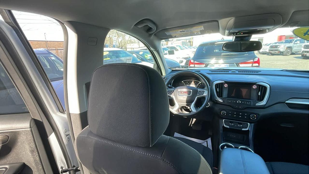 2024 GMC Terrain SLE Dartmouth MA