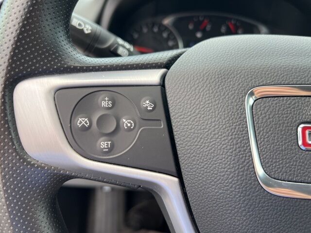 2024 GMC Terrain SLE Green Bay WI