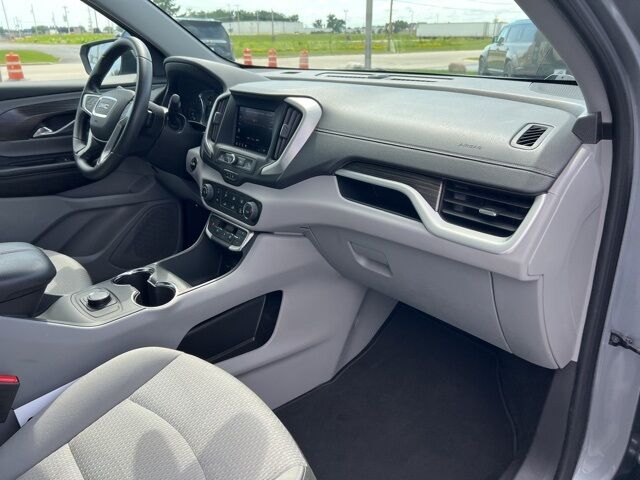 2024 GMC Terrain SLE Green Bay WI