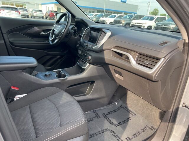 2024 GMC Terrain SLE Green Bay WI