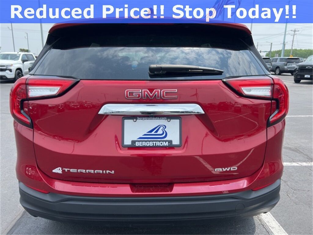 2024 GMC Terrain SLE Green Bay WI