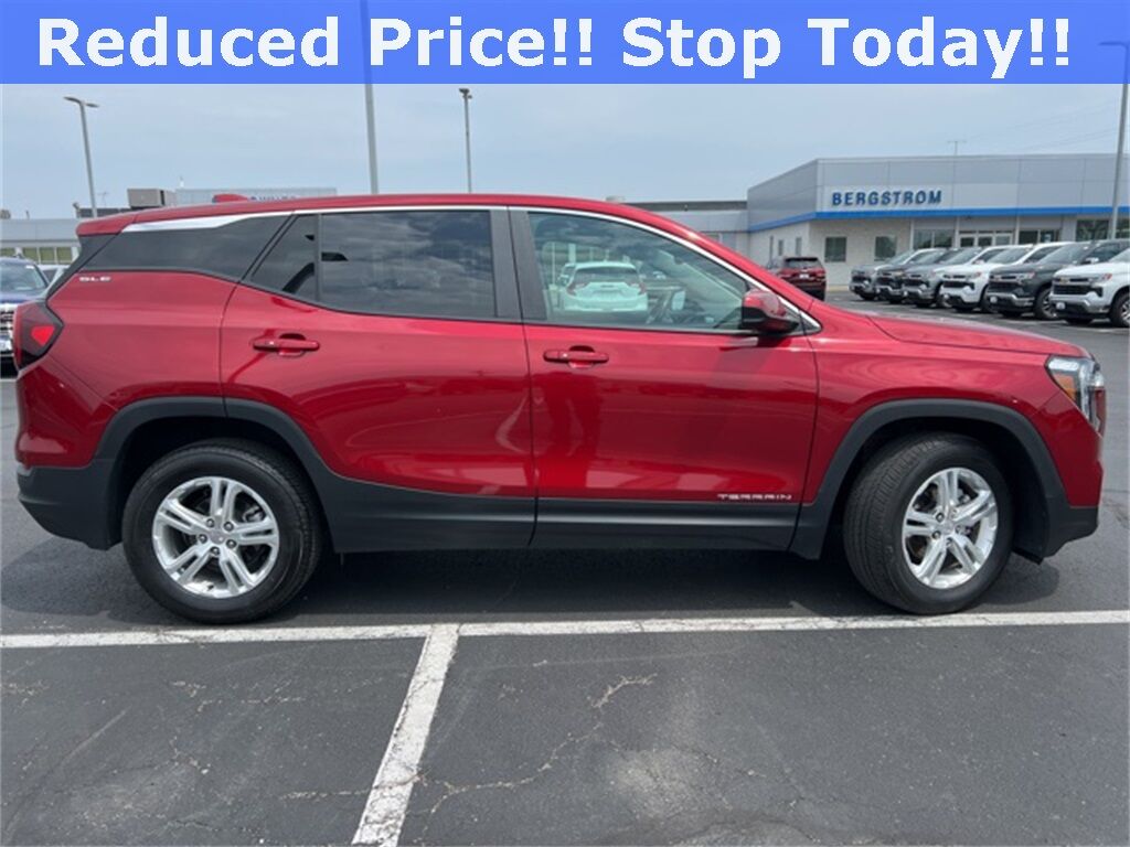2024 GMC Terrain SLE Green Bay WI