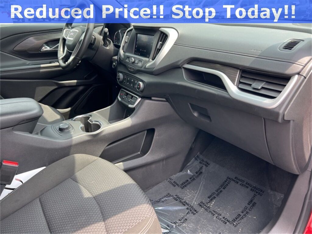 2024 GMC Terrain SLE Green Bay WI
