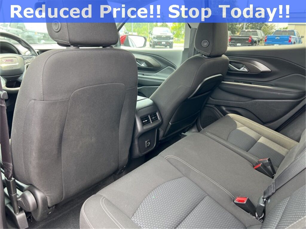 2024 GMC Terrain SLE Green Bay WI