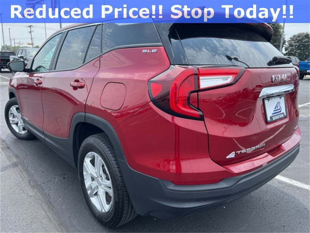 2024 GMC Terrain SLE Green Bay WI
