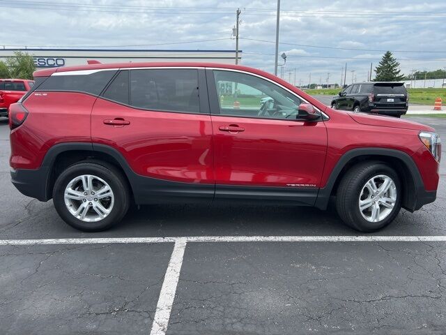 2024 GMC Terrain SLE Green Bay WI