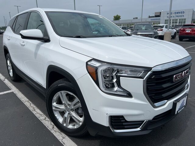 2024 GMC Terrain SLE Green Bay WI