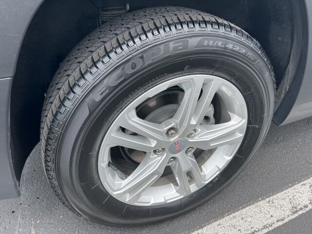 2024 GMC Terrain SLE Green Bay WI